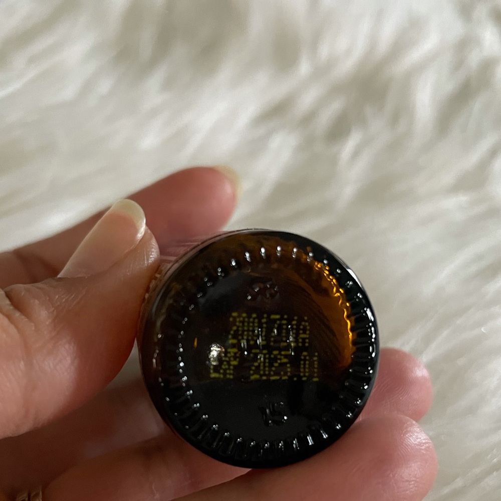 doTERRA Lemon π Essential Oil - Picture 2 of 3